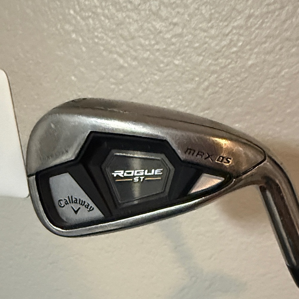 Callaway Rogue ST Max OS Iron in Silver and Black